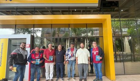 funcionarios-fazem-dia-nacional-de-luta-em-protesto-pelo-descumprimento-de-compromissos-do-bb
