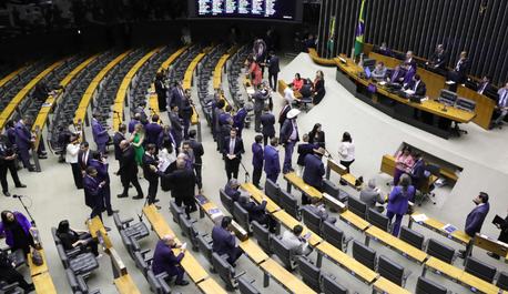 fenae-intensifica-pressao-no-congresso-nacional-contra-cbs-e-ibs-contidos-nos-plps-682024-e-1082004