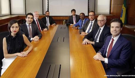 banco-central-reduz-selic-para-14-ao-ano-mas-juros-seguem-elevados-e-favorecendo-apenas-o-mercado-financeiro